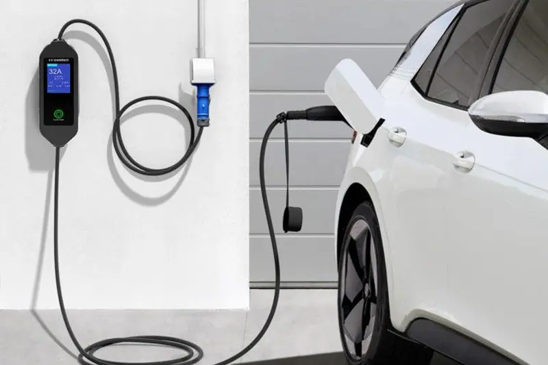 Homeuse EV charger  RTFLY 7kW Portable Electric Vehicle Charger